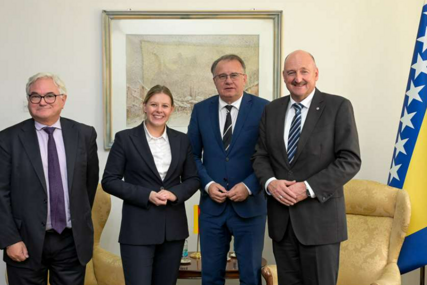 NIKŠIĆ S DELEGACIJOM BUNDESTAGA: Federacija BiH želi dodatno unaprijediti ekonomsku saradnju sa Njemačkom