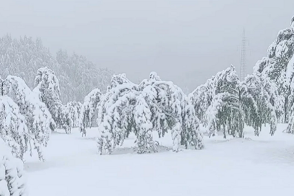 "Oktobar umislio da je januar!" Prizori iz Čajniča sve govore (VIDEO)
