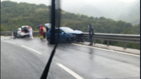 Saobraćajna nesreća kod Konjica, učestvovala dva vozila FOTO