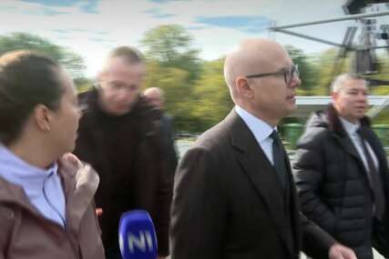 Incident u Spomen-parku "Jajinci": Vučevićevo osiguranje odgurnulo reporterku N1
