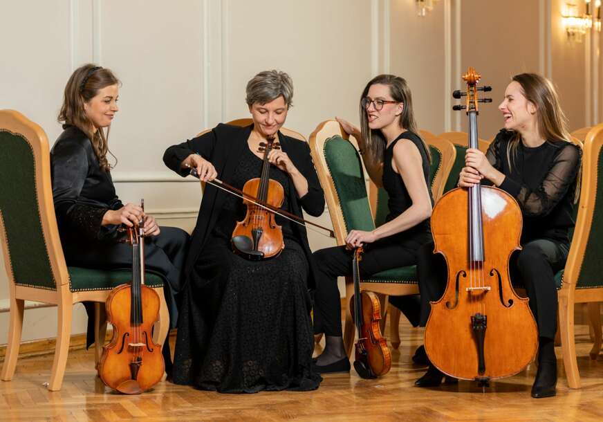 FOTO: UDRUŽENJE "STRINGS ATTACHED SINFONIETTA"