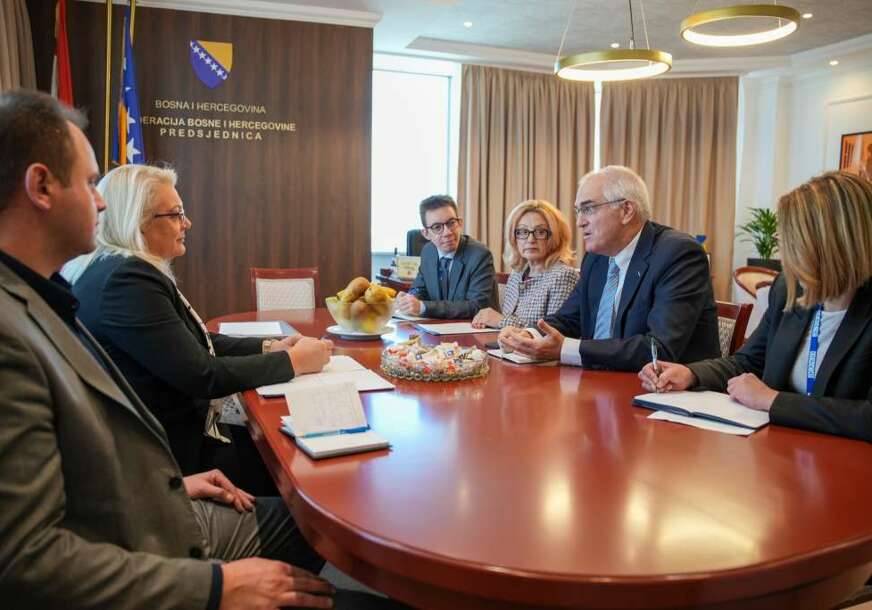 FOTO: URED PREDSJEDNICE FBIH

