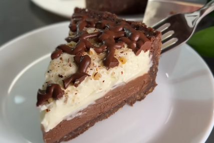 (VIDEO) Ova sjajna torta se pravi za nekoliko minuta: Nema pečenja ni brašna, a ukus će vas oduševiti