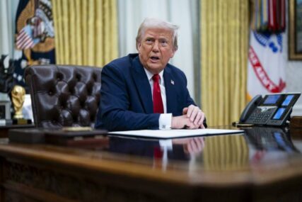 Trump provocira Grenland: Odbrana im stala u dvije pseće saonice