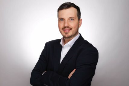 Dr. Arnautović iz Dizeldorfa operisao na KCUS-u: "Čast mi je što sam imao priliku sarađivati s kolegama iz Sarajeva"