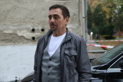 Kebu ujeo pas prije snimanja Zvezda Granda