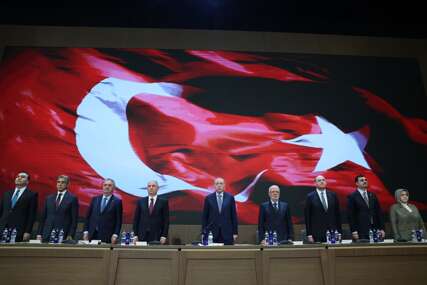 Erdogan: Pronađena tijela 19 turskih vojnika nakon pada aviona