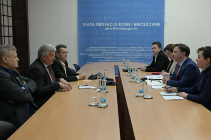 Hasičević s predstavnicima Obrtničke komore FBiH o formiranju udruženja malih trgovaca