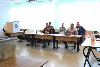 Na Kosovu do 13.30 sati glasovalo 13,33 posto birača