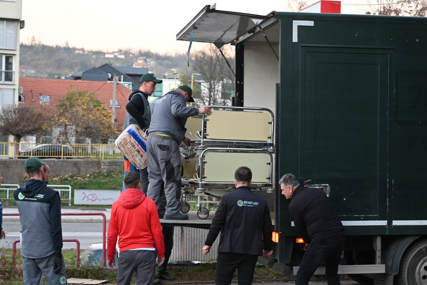 Domu penzionera u Tuzli donirano deset bolničkih kreveta sa madracima i posteljinom! Pokrenut i humanitarni broj za pomoć