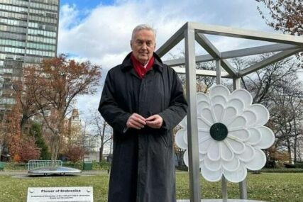 UN sprema otkrivanje spomenika žrtvama genocida u Srebrenici: Cvijet koji će čuvati istinu