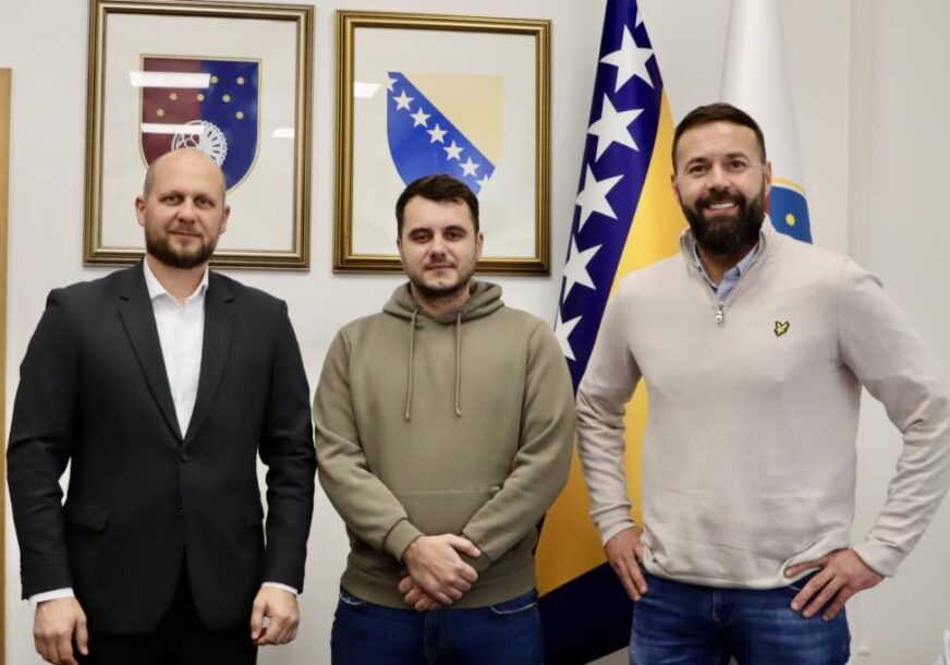 FOTO: SLUŽBA ZA PROTOKOL I PRESS KS
