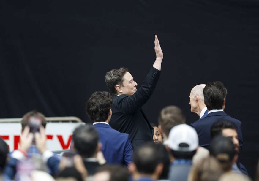 FOTO: EPA/CAROLINE BREHMAN