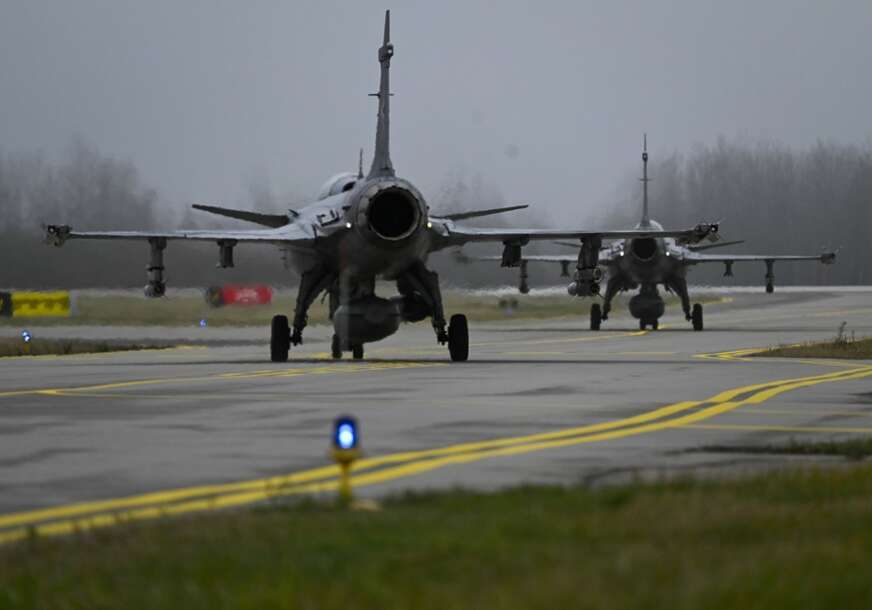 FOTO: EPA/ROBERT HEGEDUS