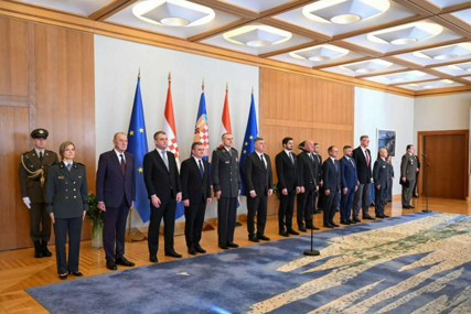 Milanović odlikovao hrvatske branitelje: Oslobodili ste i BiH, zajedno sa Armijom BiH