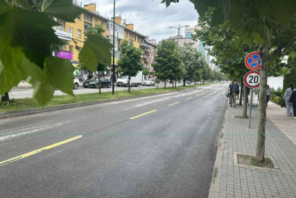 Priština: Protest radnika gradskog prometa i gradonačelnika pred zgradom Vlade