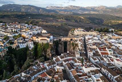 Puente Nuevo: Simbol Andaluzije privlači turiste iz cijelog svijeta (FOTO)
