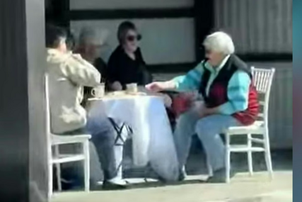 (VIDEO) Scena u Bosni natjerala vozača da okrene auto: "Morao sam to snimiti!"