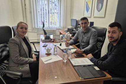 Sindikat se obratio Vladi KS sa zahtjevom za otvaranje pregovora o visini osnovice za obračun plaće