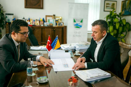 Novi koordinator Turske agencije za saradnju i koordinaciju (TIKA) u BiH, Gokhan Umut, sa saradnicima posjetio Konjic (FOTO)
