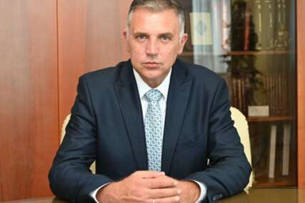 MINISTAR NAJAVIO POVEĆANJE PLATA Neto će biti oko...