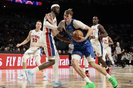 Čudo u NBA: Tinejdžer ubacio 42 poena i nestvarnom partijom ušao u historiju