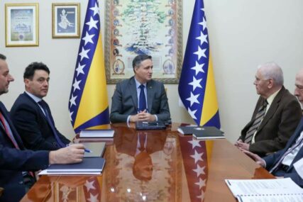 Bećirović s delegacijom Kruga 99: Promovirati vrijednosti demokratije, akademskih sloboda
