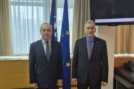 Ademović s ambasadorom Ukrajine u BiH: Naglašena potreba za uspostavljanjem pravednog i trajnog mira