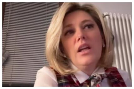 Aida Kamber čestitala Božić: „Da moram birati vjeru, izabrala bih kršćanstvo“