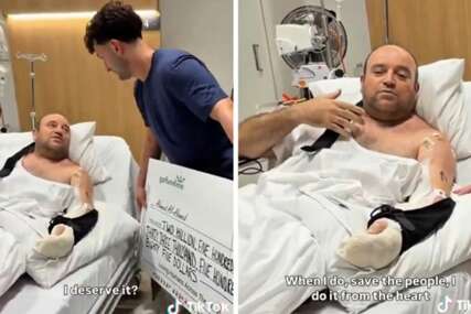 VIDEO Heroj s plaže Bondi primio ček od 1.65 miliona dolara. Pogledajte reakciju