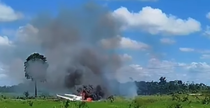 Zapalio se avion sa političarima, prinudno sletio u Brazil
