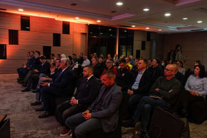 POMOZI.BA organizovala konferenciju za efikasnije djelovanje u kriznim situacijama