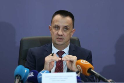 Ministar Lakić: Logično je očekivati povećanje cijene plina, jer on prati kretanje nafte