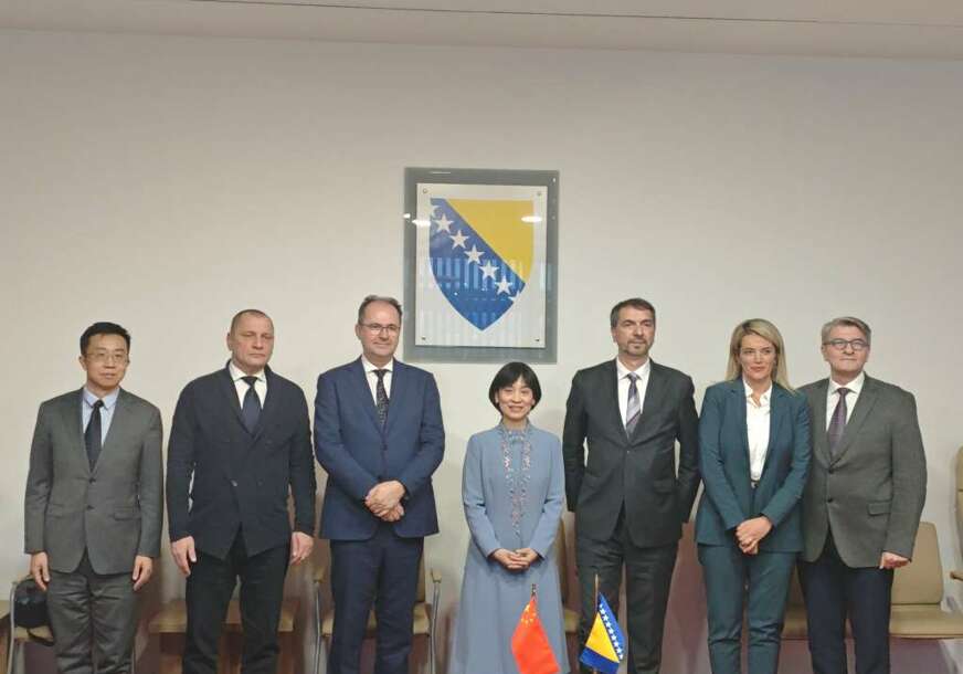 FOTO: AMBASADA NR KINE
