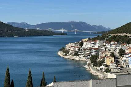 Općina Neum uvodi mjesečnu potporu nezaposlenim rodiljama, zna se i koliko novaca