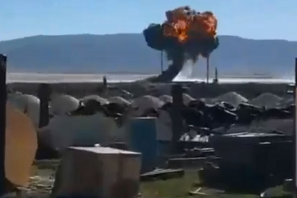 Srušio se američki borbeni avion, pilot se katapultirao u posljednji čas (VIDEO)