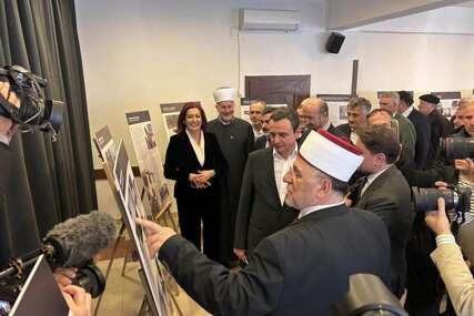 Priština domaćin izložbe o razaranju vjerskih objekata: U BiH srušeno 614 džamija i 218 mesdžida!