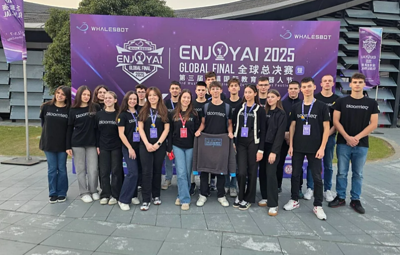 FOTO: PREDSTAVNICI BIH NA SVJETSKOM PRVENSTVU U ROBOTICI U KINI