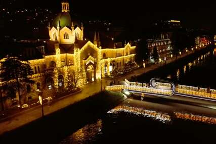 Sarajevo u prazničnom ruhu FOTO