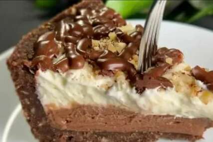 Najljepša novogodišnja torta bez pečenja i sa malo šećera, gotova za 5 minuta (VIDEO)