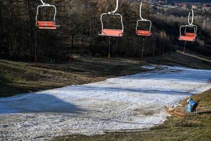 Jedna osoba poginula, druga teško povrijeđena u nesreći na ski-liftu u Crnoj Gori