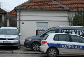 Dojave o postavljenim bombama u desecima škola širom Srbije