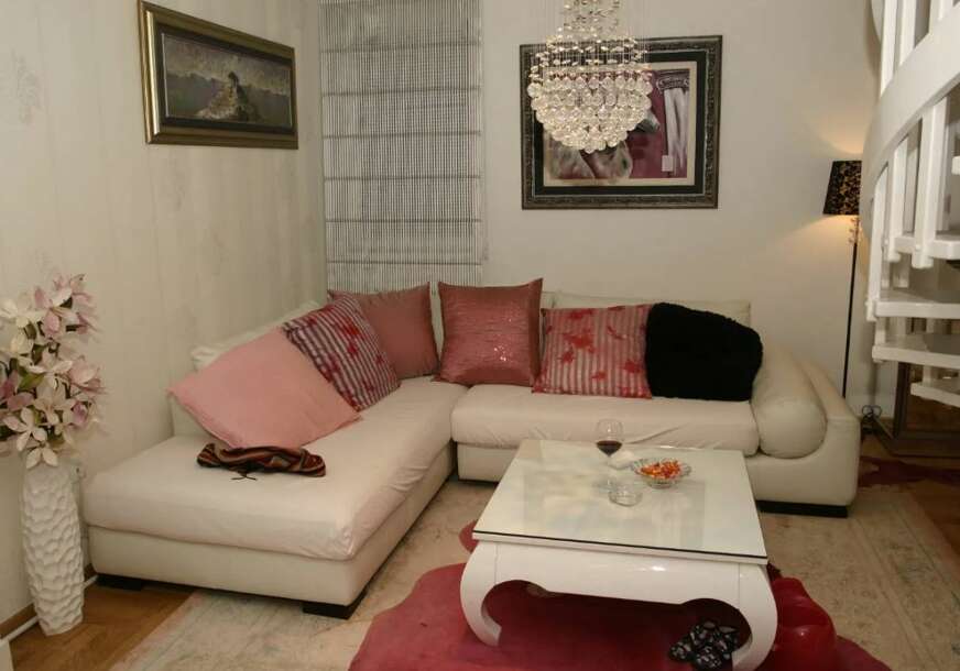 FOTO: GRAND