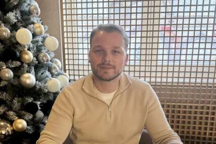 Stanivuković uz grah i luk, opet propagirao civilni rok (FOTO)