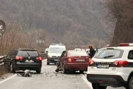 M-17: Sudar dva vozila na ulazu u tunel, više povrijeđenih