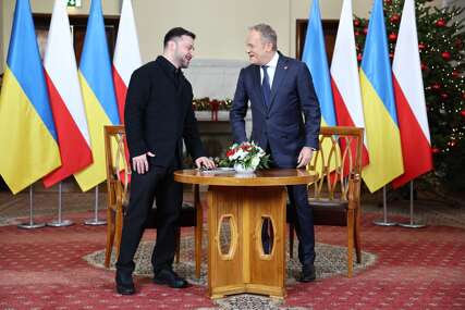 Poljski premijer Tusk nazvao ukrajinskog predsjednika Zelenskog herojem
