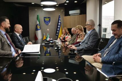 Vlada ZDK za Dan nezavisnosti BiH isplaćuje svim zaposlenicima jednokratnu pomoć od 450 KM