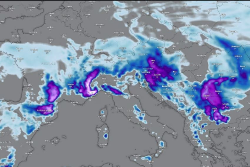 FOTO: SEVERE WEATHER