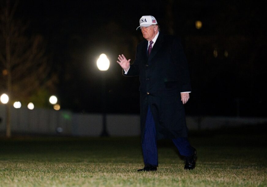 FOTO:  EPA/AARON SCHWARTZ / POOL