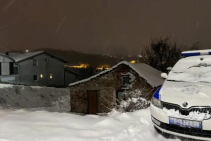 Šesnaestogodišnjak pucao u nanu i dedu pa pokušao samoubistvo
